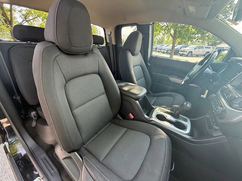 Used 2017 Chevrolet Colorado LT w/ LT Convenience Package AWD/4WD image 23