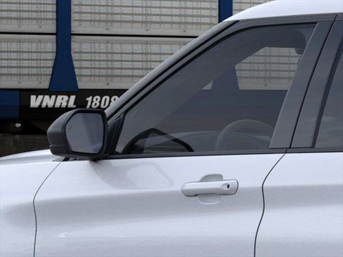 New 2026 Ford Explorer Active AWD/4WD image 20