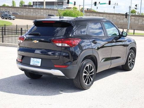 Used 2025 Chevrolet TrailBlazer LT AWD/4WD image 6