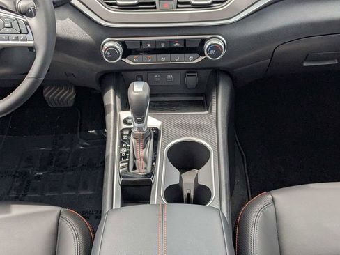 Used 2026 Nissan Altima 2.5 SR FWD image 17