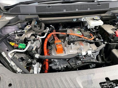 Used 2024 Chevrolet Equinox EV LT FWD image 33