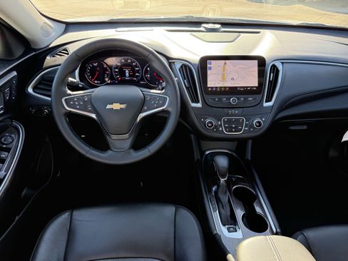 Used 2024 Chevrolet Malibu LT image 14