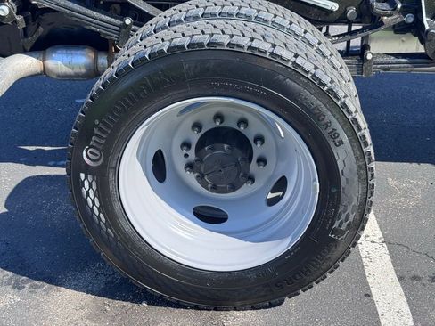 New 2026 Ford F550 4x4 Regular Cab Super Duty image 28