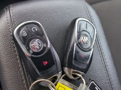 Used 2021 Buick Encore GX Select FWD image 32