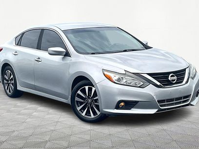 Used 2017 Nissan Altima 2.5 SV