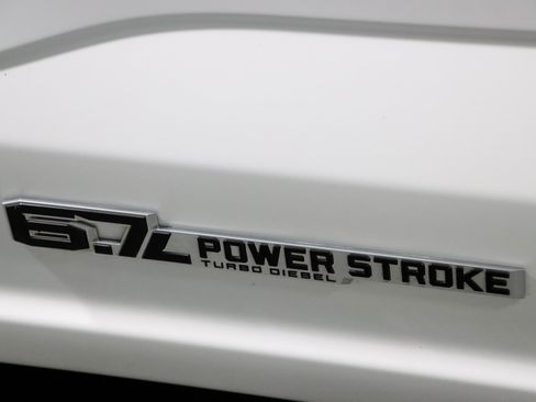 Used 2024 Ford F250 XLT w/ FX4 Off-Road Package AWD/4WD image 31