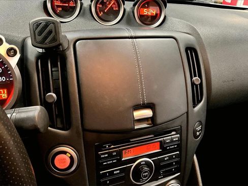 Used 2013 Nissan 370Z Coupe image 23