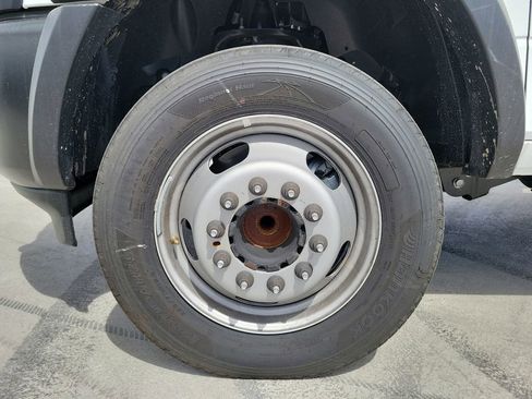 New 2024 RAM 4500 Tradesman RWD image 18