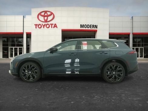 New 2026 Toyota Crown Signia image 14