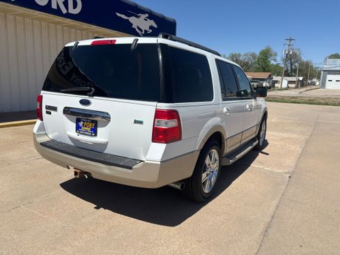 Used 2009 Ford Expedition Eddie Bauer AWD/4WD image 3