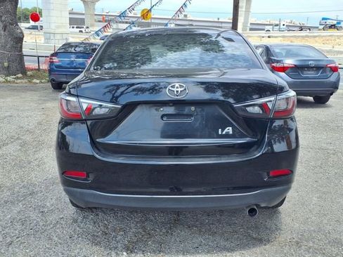 Used 2017 Toyota Yaris iA FWD image 6