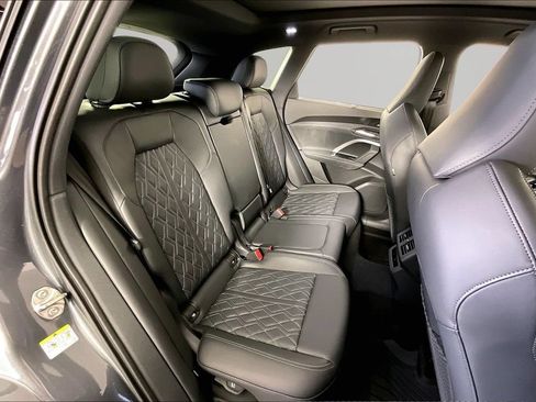 Used 2026 Audi SQ5 Premium Plus AWD/4WD image 22