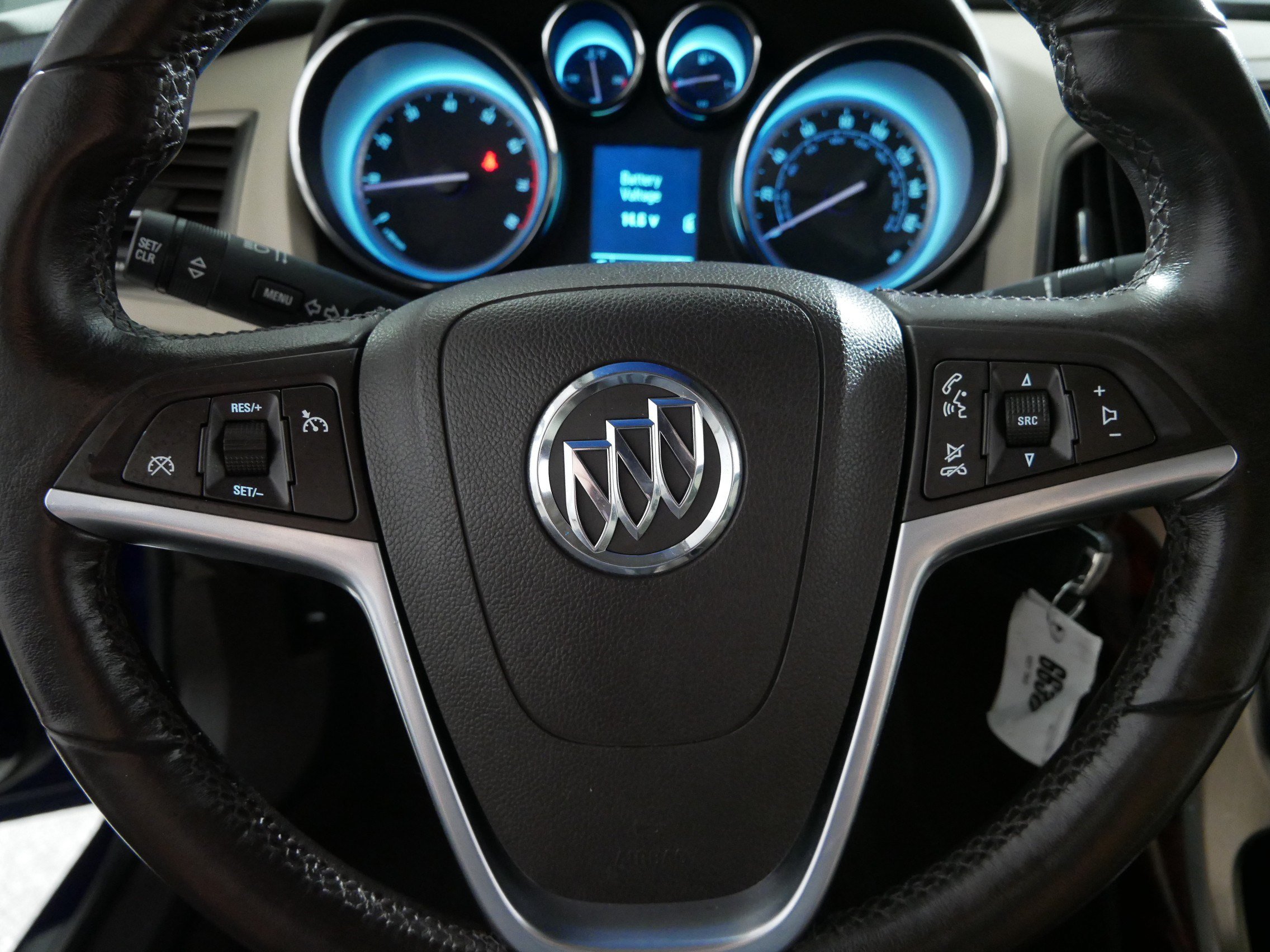 Used 2013 Buick Verano FWD image 25
