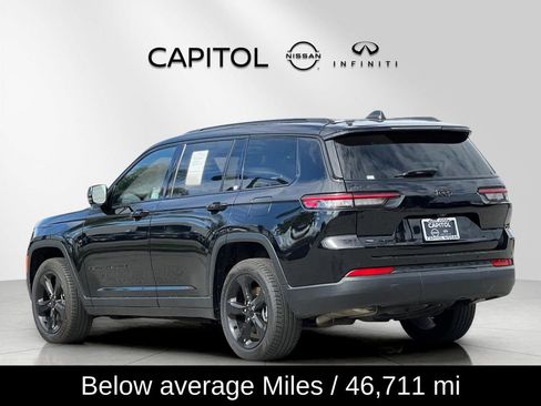 Used 2021 Jeep Grand Cherokee L Laredo image 3