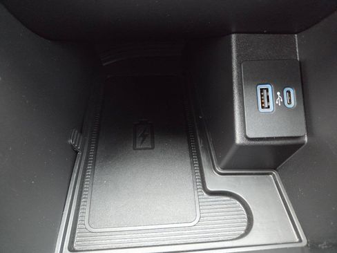 Used 2023 Ford Edge SEL w/ Convenience Package AWD/4WD image 7