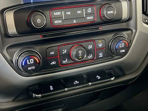 Used 2015 GMC Sierra 1500 SLE w/ SLE Value Package image 19