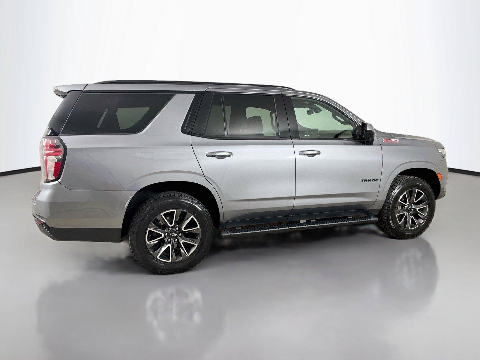 Used 2021 Chevrolet Tahoe Z71 AWD/4WD image 18