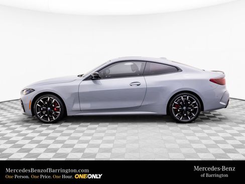 Used 2026 BMW 440i xDrive Coupe w/ Premium Package AWD/4WD image 2