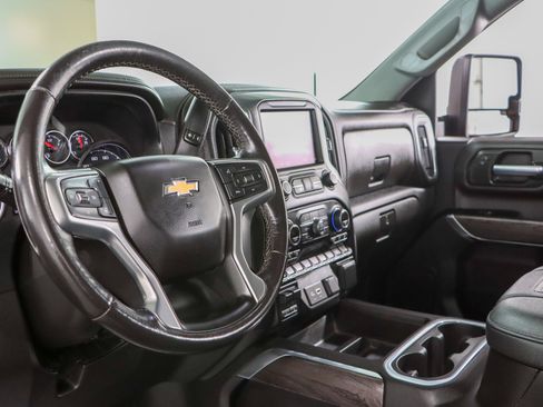 Used 2022 Chevrolet Silverado 2500 LTZ w/ LTZ Plus Package AWD/4WD image 25
