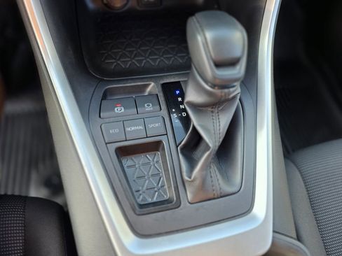 Used 2023 Toyota RAV4 LE image 30