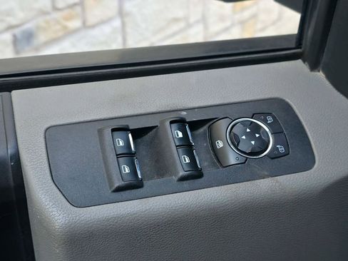 Used 2018 Ford F150 XL w/ Equipment Group 101A Mid RWD image 25