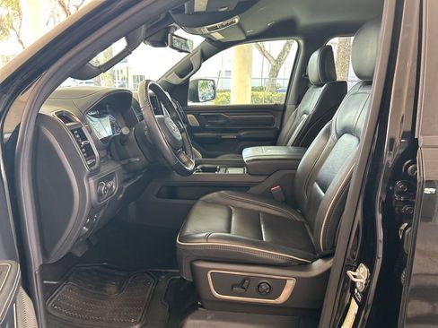 Used 2021 RAM 1500 Limited w/ Night Edition image 5