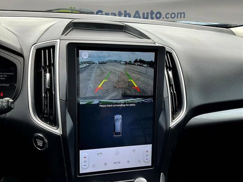 Used 2023 Ford Edge SEL AWD/4WD image 18