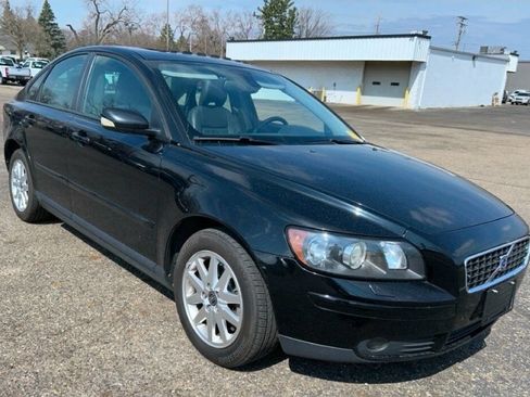 Used 2006 Volvo S40 T5 image 2