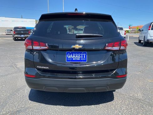 Used 2023 Chevrolet Equinox LS w/ LS Convenience Package FWD image 17