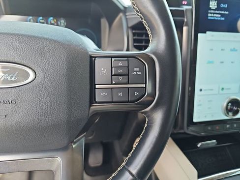 Used 2023 Ford Expedition Platinum image 21