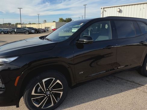 New 2026 Buick Enclave Sport Touring w/ Power Package image 4