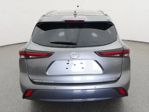 New 2026 Toyota Highlander Limited AWD/4WD image 7