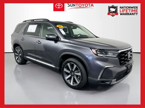 Used 2023 Honda Pilot Elite image 1