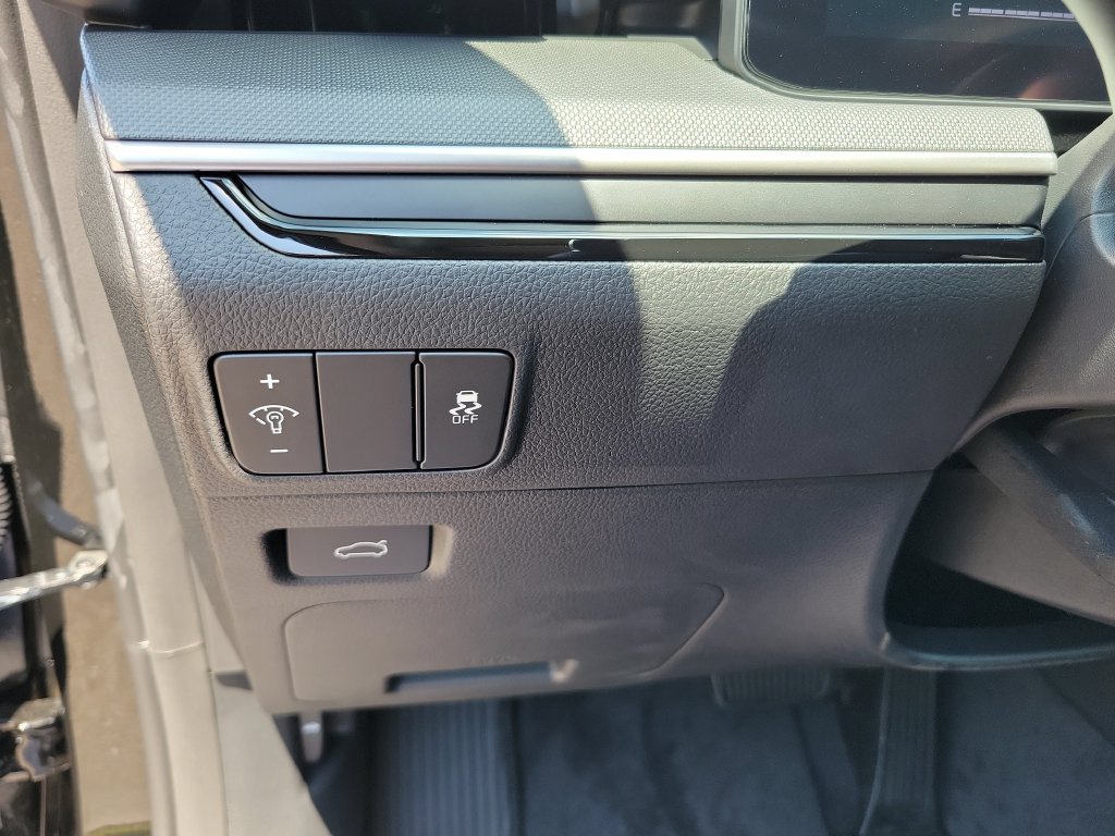 New 2026 Kia K5 LXS FWD image 26