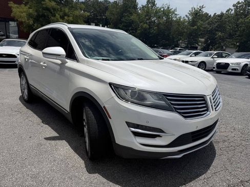 Used 2015 Lincoln MKC FWD w/ Equipment Group 102A Reserve image 3
