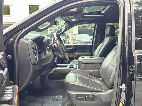 Used 2020 Chevrolet Silverado 2500 High Country w/ Z71 Off-Road Package AWD/4WD image 12