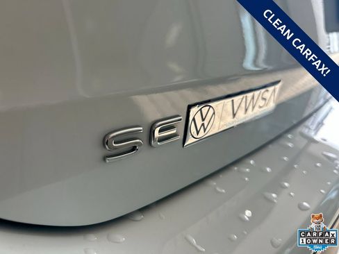 Certified 2023 Volkswagen Taos SE FWD image 43