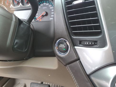 Used 2020 Chevrolet Tahoe LT w/ Luxury Package image 13