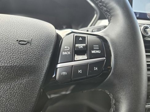 Certified 2023 Ford Escape Active AWD/4WD image 17