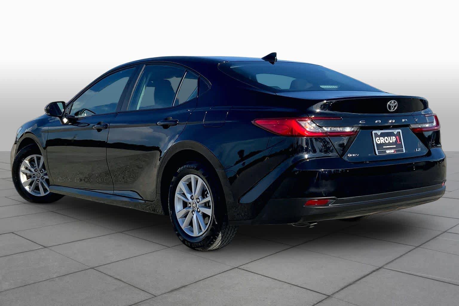 Certified 2025 Toyota Camry LE FWD image 12