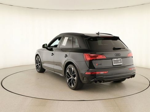 Certified 2022 Audi SQ5 Prestige w/ Prestige Package AWD/4WD image 4