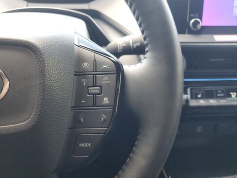 Certified 2025 Toyota Prius Limited image 22