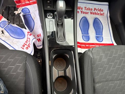 Used 2024 Nissan Kicks SV w/ Interior Electronics Package FWD image 40
