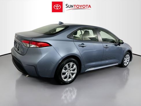 Used 2026 Toyota Corolla LE FWD image 4