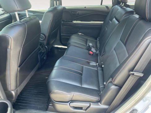 Used 2023 Honda Passport TrailSport image 13