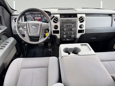 Used 2011 Ford F150 XLT w/ XLT Chrome Pkg RWD image 5