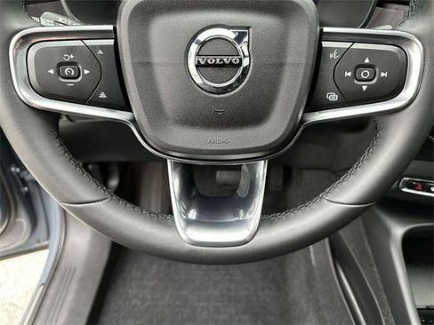 Certified 2023 Volvo XC40 Recharge Ultimate w/ Protection Package Premier image 14