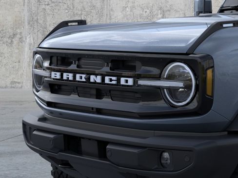 New 2025 Ford Bronco Outer Banks w/ Sasquatch Package AWD/4WD image 19