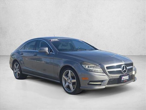 Used 2014 Mercedes-Benz CLS 550 w/ Premium 1 Package image 3