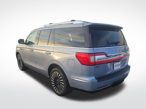 Used 2019 Lincoln Navigator Black Label w/ Cargo Package image 9